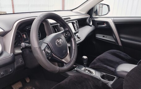 Toyota RAV4, 2017 год, 2 150 000 рублей, 10 фотография