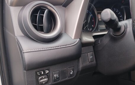 Toyota RAV4, 2017 год, 2 150 000 рублей, 25 фотография