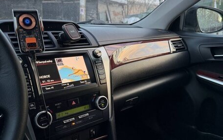 Toyota Camry, 2012 год, 1 700 000 рублей, 3 фотография