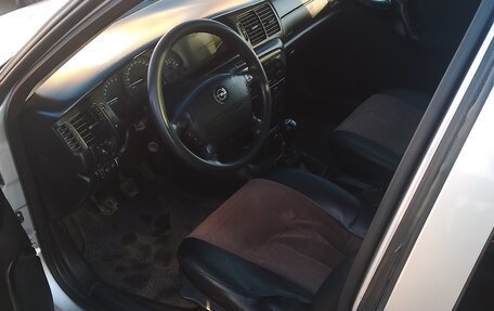 Opel Vectra B рестайлинг, 2001 год, 350 000 рублей, 5 фотография