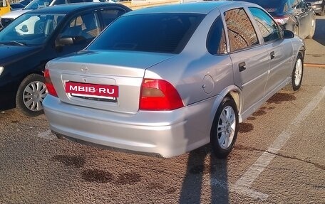 Opel Vectra B рестайлинг, 2001 год, 350 000 рублей, 3 фотография