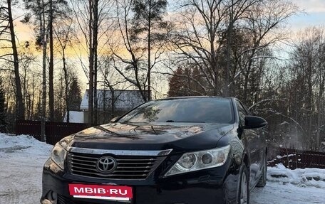 Toyota Camry, 2012 год, 1 700 000 рублей, 13 фотография