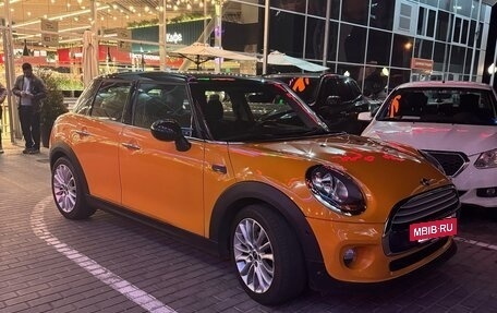 MINI Hatch, 2015 год, 1 430 000 рублей, 10 фотография