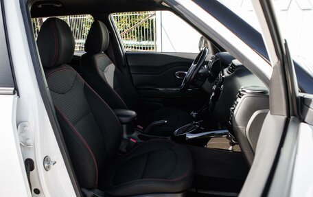 KIA Soul II рестайлинг, 2018 год, 1 830 000 рублей, 8 фотография