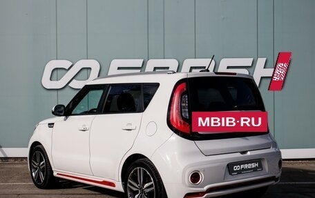 KIA Soul II рестайлинг, 2018 год, 1 830 000 рублей, 2 фотография