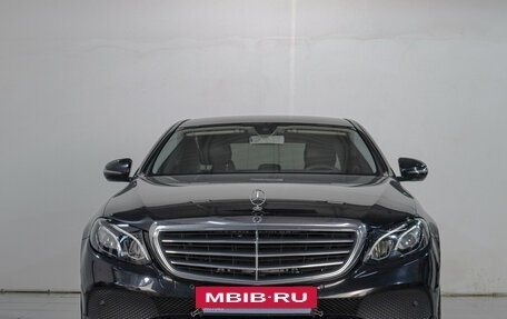 Mercedes-Benz E-Класс, 2019 год, 1 899 000 рублей, 2 фотография