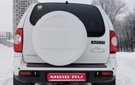 Chevrolet Niva I рестайлинг, 2018 год, 825 000 рублей, 2 фотография