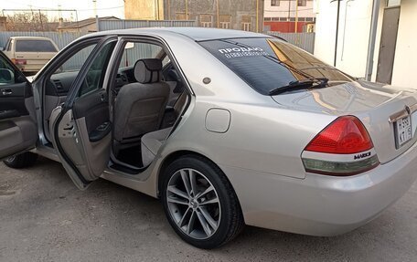 Toyota Mark II IX (X110), 2000 год, 750 000 рублей, 11 фотография