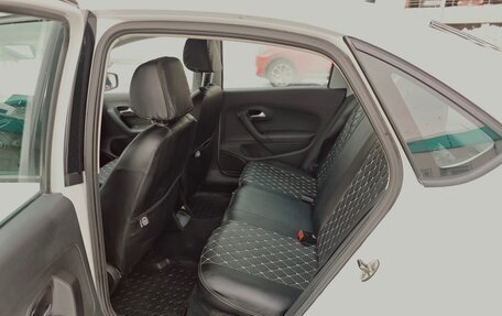 Volkswagen Polo VI (EU Market), 2013 год, 850 000 рублей, 9 фотография