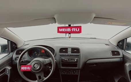 Volkswagen Polo VI (EU Market), 2013 год, 850 000 рублей, 13 фотография