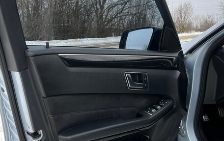 Mercedes-Benz E-Класс, 2013 год, 2 050 000 рублей, 9 фотография