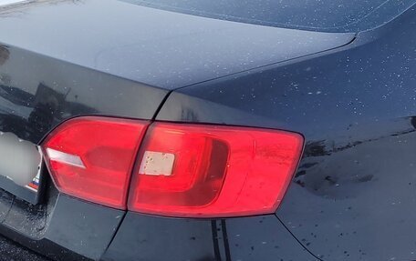 Volkswagen Jetta VI, 2013 год, 960 000 рублей, 3 фотография