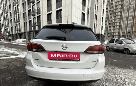 Opel Astra K, 2018 год, 1 300 000 рублей, 3 фотография