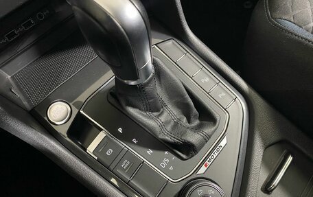 Volkswagen Tiguan II, 2019 год, 2 779 000 рублей, 23 фотография