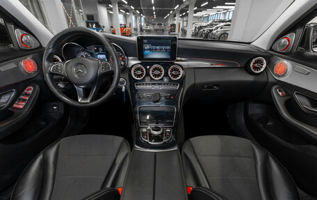 Mercedes-Benz C-Класс, 2017 год, 2 300 000 рублей, 8 фотография