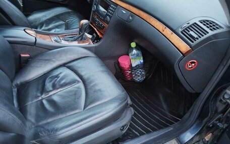 Mercedes-Benz E-Класс, 2002 год, 500 000 рублей, 10 фотография