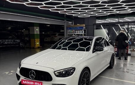 Mercedes-Benz E-Класс, 2020 год, 5 500 000 рублей, 2 фотография