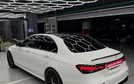 Mercedes-Benz E-Класс, 2020 год, 5 500 000 рублей, 8 фотография