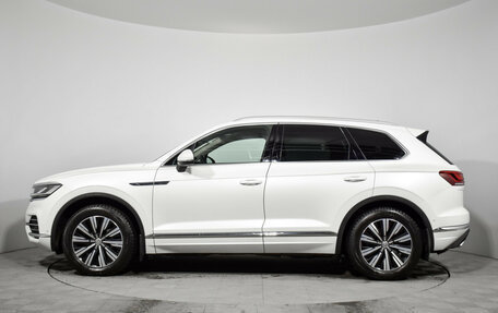 Volkswagen Touareg III, 2019 год, 4 450 000 рублей, 8 фотография