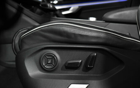 Volkswagen Touareg III, 2019 год, 4 450 000 рублей, 10 фотография