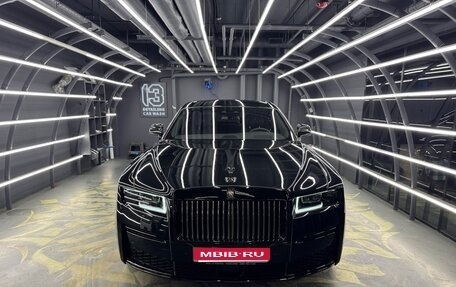 Rolls-Royce Ghost Series II рестайлинг, 2021 год, 34 950 000 рублей, 1 фотография