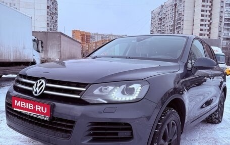 Volkswagen Touareg III, 2012 год, 2 350 000 рублей, 1 фотография