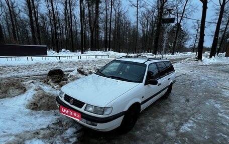 Volkswagen Passat B4, 1995 год, 270 000 рублей, 1 фотография