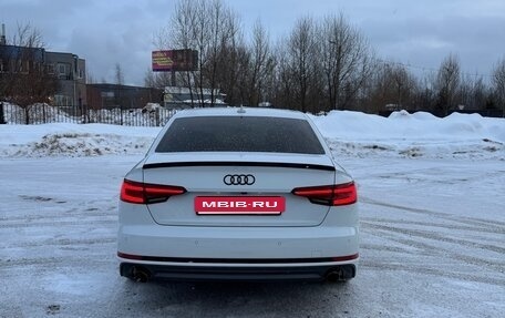 Audi A4, 2017 год, 2 800 000 рублей, 5 фотография