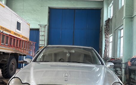 Mercedes-Benz C-Класс, 2002 год, 350 000 рублей, 3 фотография