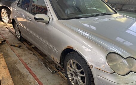 Mercedes-Benz C-Класс, 2002 год, 350 000 рублей, 2 фотография