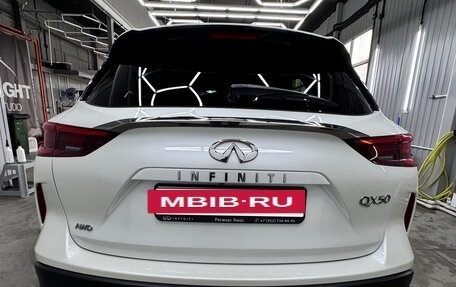 Infiniti QX50 II, 2018 год, 2 840 000 рублей, 7 фотография