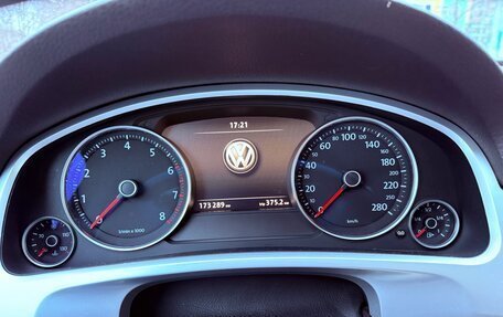 Volkswagen Touareg III, 2012 год, 2 350 000 рублей, 3 фотография