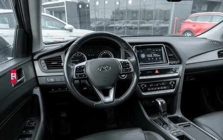 Hyundai Sonata VII, 2019 год, 1 940 000 рублей, 7 фотография