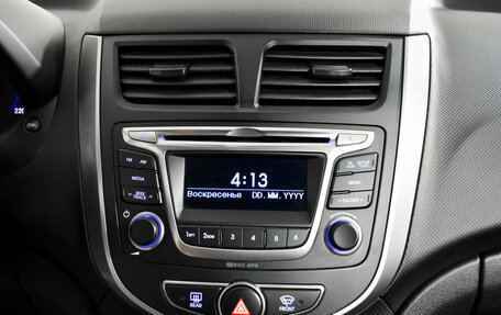 Hyundai Solaris II рестайлинг, 2015 год, 899 000 рублей, 14 фотография