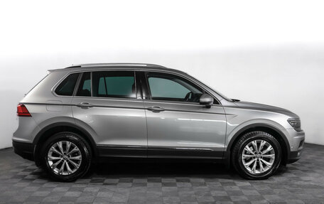 Volkswagen Tiguan II, 2017 год, 2 437 000 рублей, 4 фотография