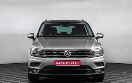 Volkswagen Tiguan II, 2017 год, 2 437 000 рублей, 2 фотография