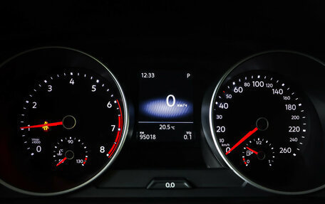 Volkswagen Tiguan II, 2017 год, 2 437 000 рублей, 16 фотография