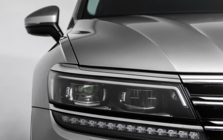 Volkswagen Tiguan II, 2017 год, 2 437 000 рублей, 22 фотография