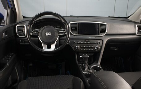 KIA Sportage IV рестайлинг, 2021 год, 2 780 000 рублей, 5 фотография