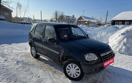 Chevrolet Niva I рестайлинг, 2006 год, 210 000 рублей, 5 фотография
