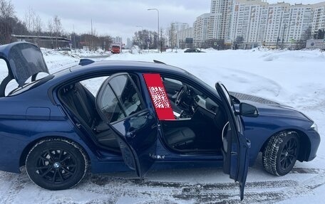 BMW 3 серия, 2017 год, 2 000 000 рублей, 12 фотография