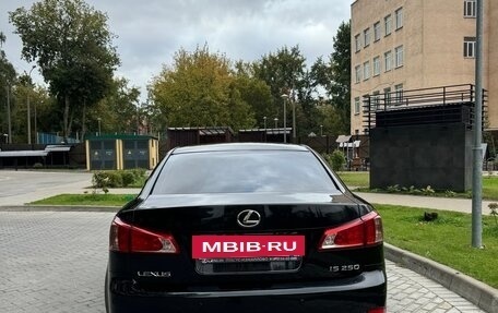 Lexus IS II рестайлинг 2, 2011 год, 1 550 000 рублей, 17 фотография