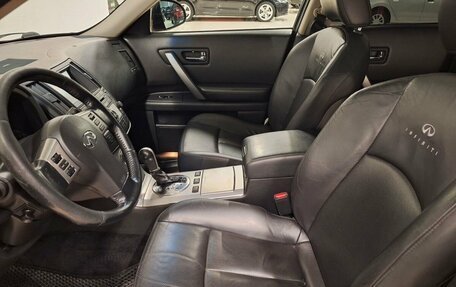 Infiniti FX I, 2007 год, 835 000 рублей, 19 фотография