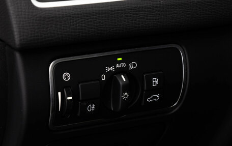 Volvo XC60 II, 2017 год, 2 499 000 рублей, 21 фотография