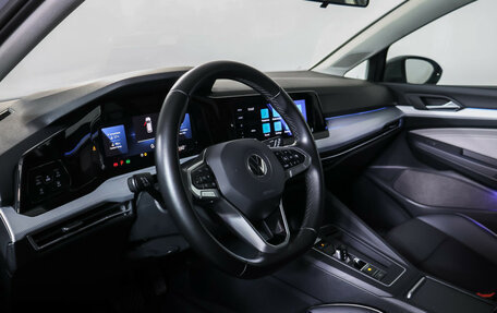 Volkswagen Golf VIII, 2020 год, 2 599 000 рублей, 15 фотография