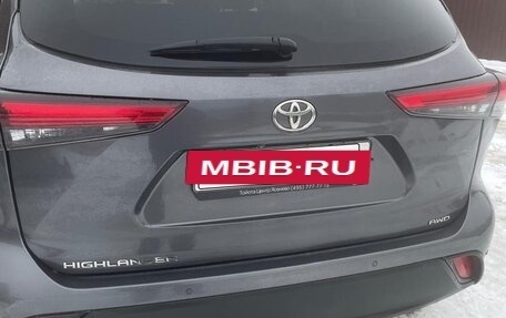 Toyota Highlander, 2021 год, 5 600 000 рублей, 12 фотография