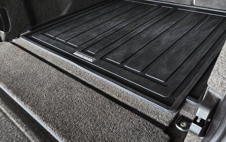 Land Rover Range Rover IV рестайлинг, 2013 год, 4 700 000 рублей, 32 фотография