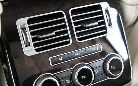 Land Rover Range Rover IV рестайлинг, 2013 год, 4 700 000 рублей, 29 фотография