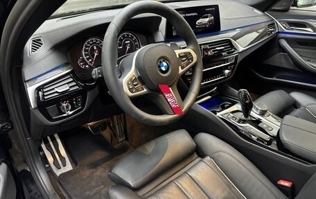 BMW 5 серия, 2018 год, 4 750 000 рублей, 13 фотография