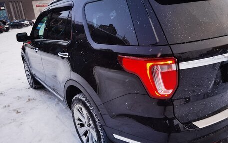 Ford Explorer VI, 2018 год, 3 250 000 рублей, 6 фотография